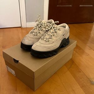 Nike Lahar Low (Size 11US women, 9.5US Mens) Tan